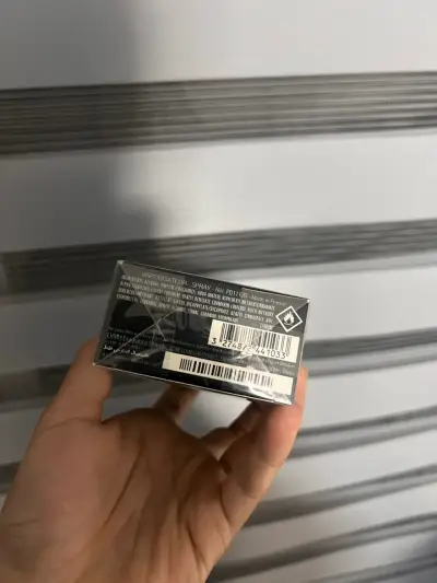 Perfume Gentleman Givenchy Eau de Parfum 100ml - miniatura 2