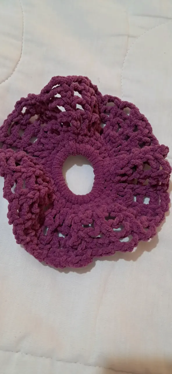 Colección de moños tejidos a crochet en colores vibrantes - 5