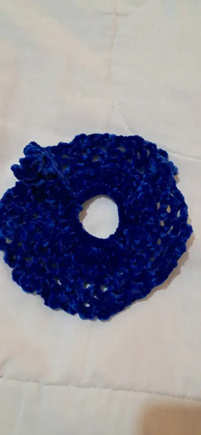 Colección de moños tejidos a crochet en colores vibrantes - miniatura 6