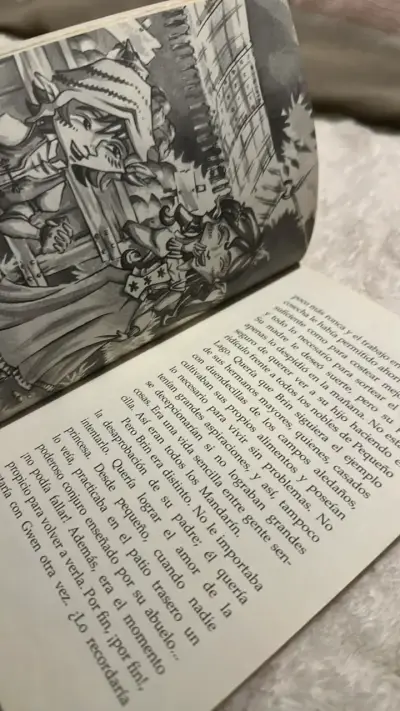 Libro La Asombrosa Historia del Espejo Roto - miniatura 3