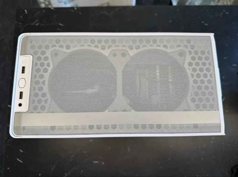 PC Gamer Compacto con Tarjeta Gráfica RTX - 5