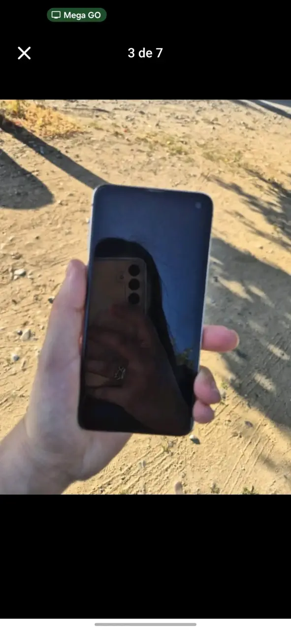 Smartphone Samsung Galaxy S10e en buen estado - 2