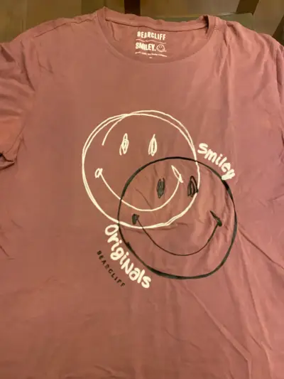 Polera Bearcliff Smiley Originals color rosa - miniatura 2