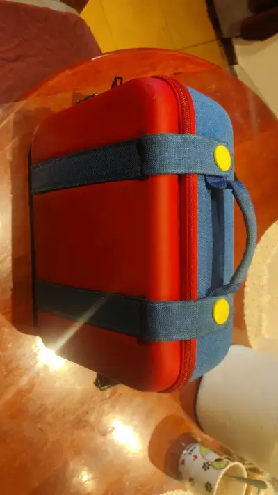 Consola Nintendo Switch con Joy-Con Azul y Rojo - miniatura 6