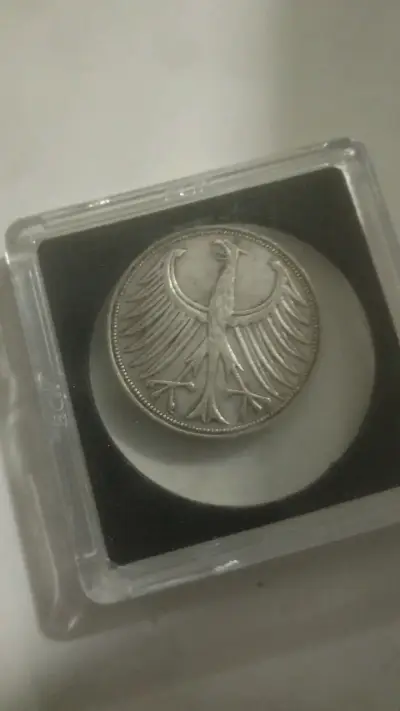 Moneda Alemana 5 Deutsche Mark 1958 - miniatura 2
