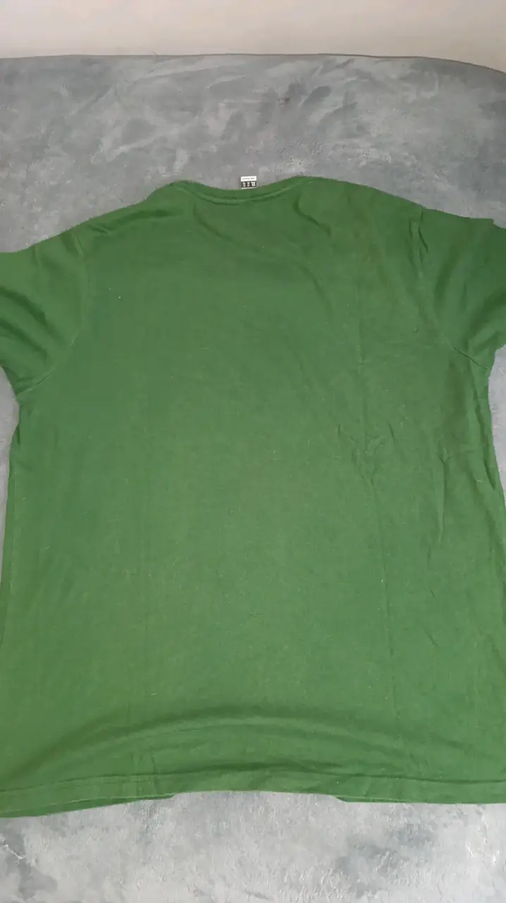 Polera verde unisex de algodón - 2