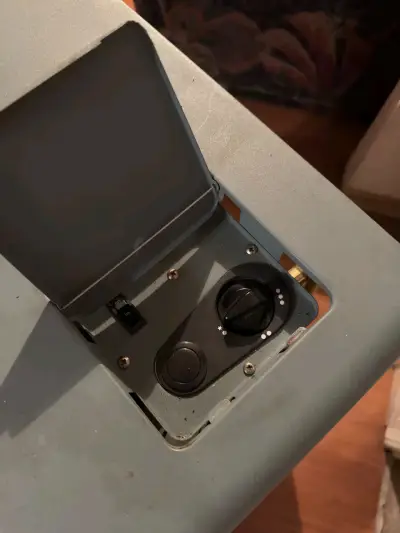 Estufa a gas con ventilador - miniatura 3