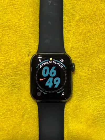 Reloj inteligente Apple Watch SE 40 mm - miniatura 1