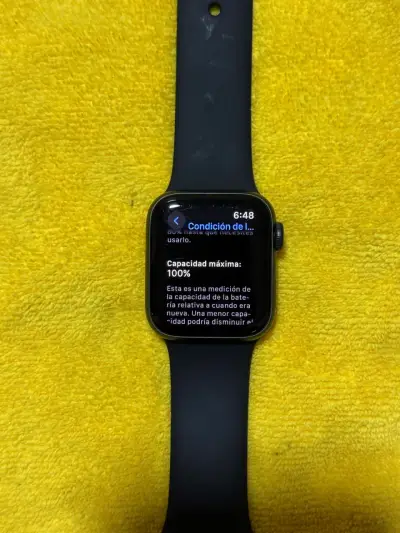 Reloj inteligente Apple Watch SE 40 mm - miniatura 3