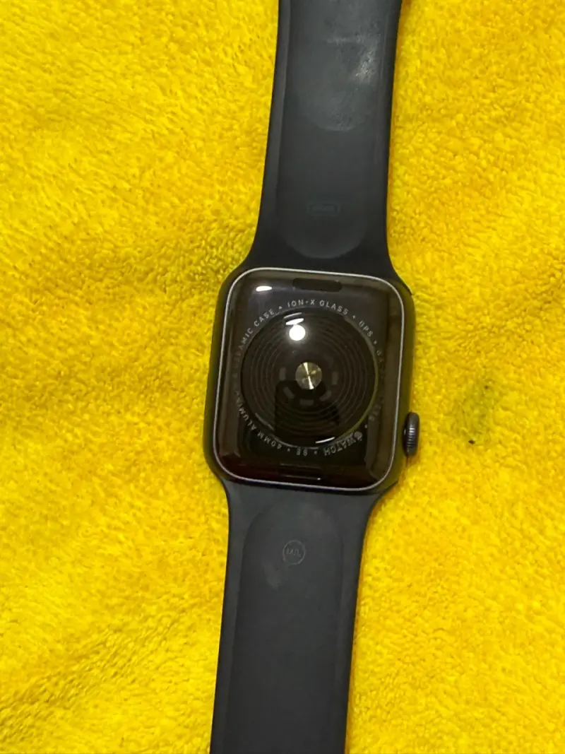 Reloj inteligente Apple Watch SE 40 mm - 4