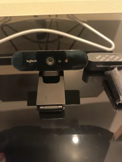 Logitech Brio 4K Ultra HD – Cámara Profesional Com - miniatura 1