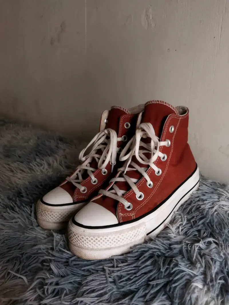 Zapatillas Converse All Star rojas de lona - 1