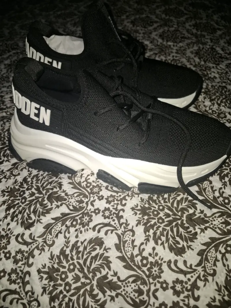Zapatillas negras Steve Madden deportivas - 1