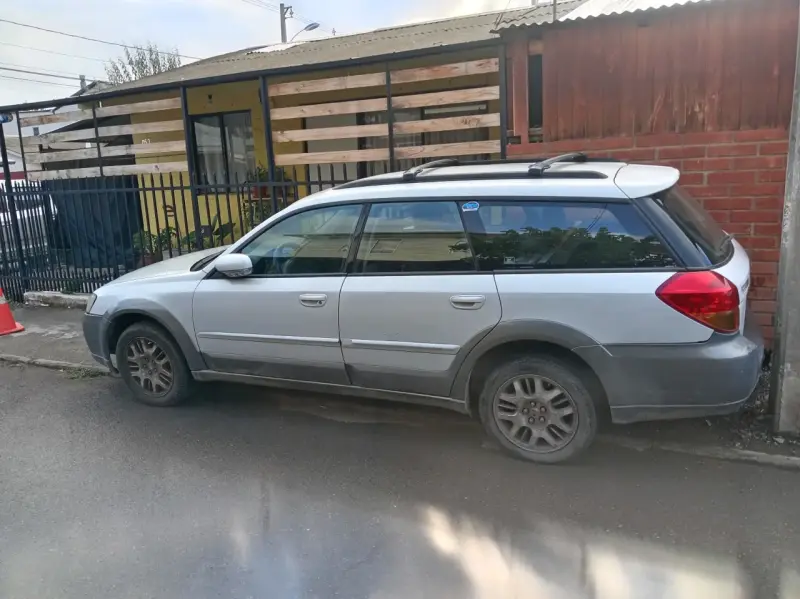 Subaru Outback 2005 en buen estado - 6