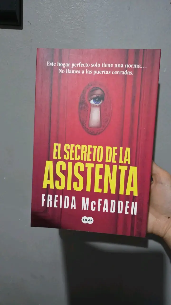 Libro 'El Secreto de la Asistenta' Freida McFadd - 1