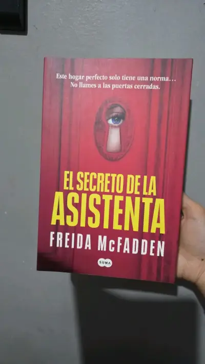 Libro 'El Secreto de la Asistenta' Freida McFadd - miniatura 1