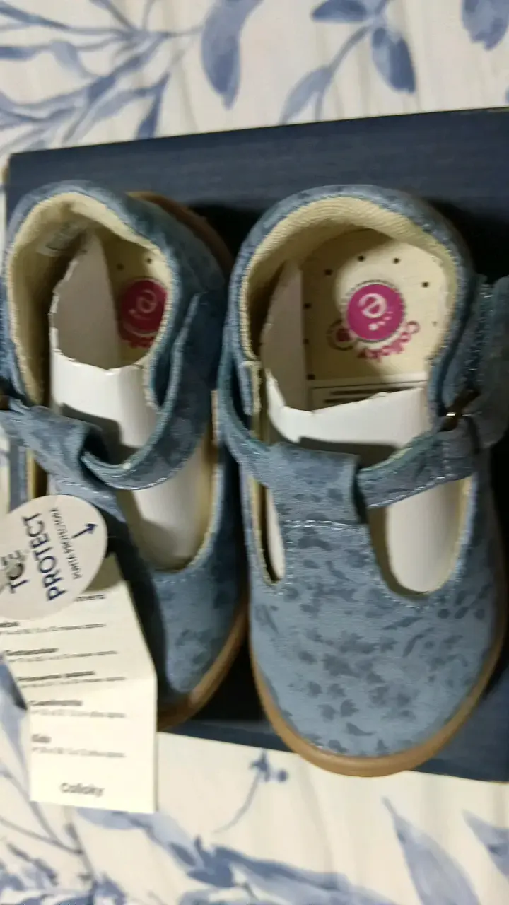 Zapatos de bebé celeste Colloky con velcro - 1
