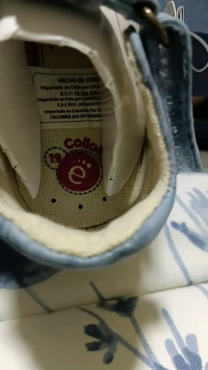 Zapatos de bebé celeste Colloky con velcro - 3