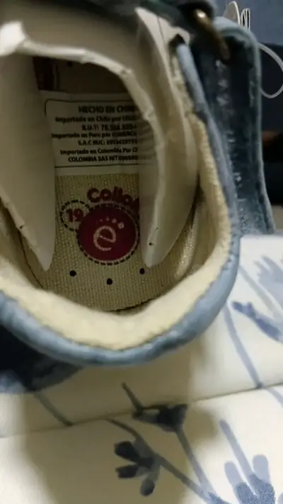 Zapatos de bebé celeste Colloky con velcro - miniatura 3