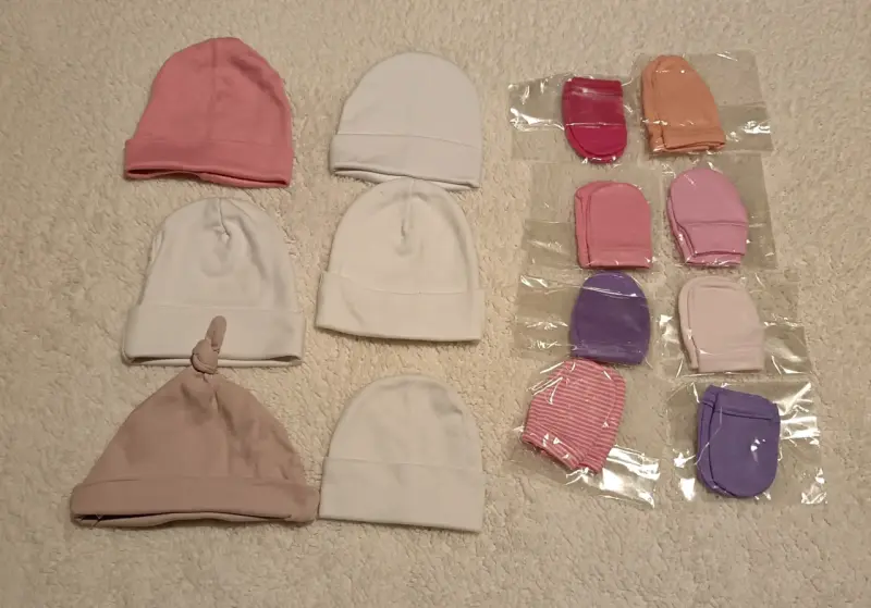 Set de gorros y mitones niña