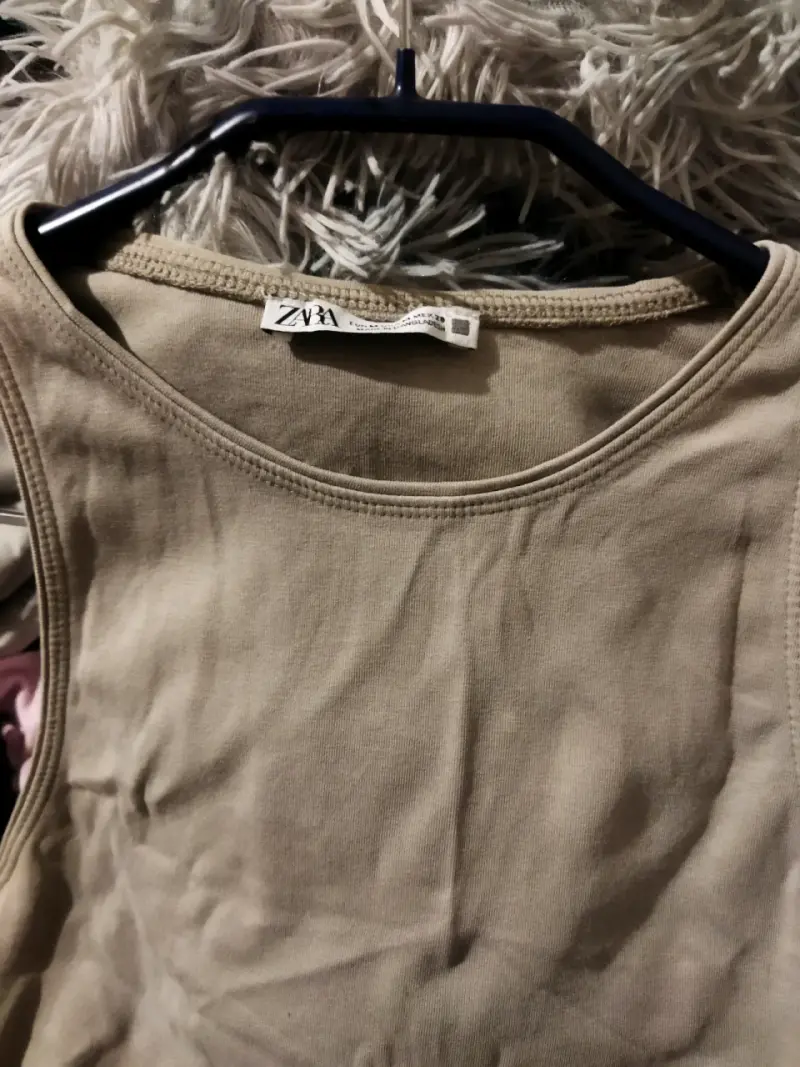 Polera sin mangas beige para mujer ZARA - 1