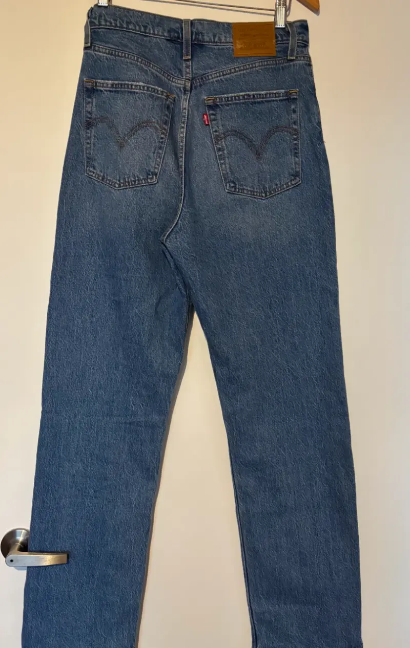 Jeans de mujer Levi's azul clásico - 4