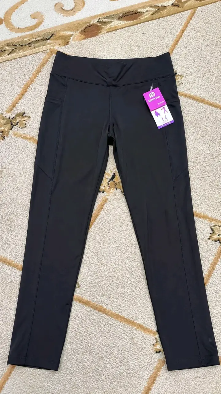 Leggings deportivos negros con bolsillos