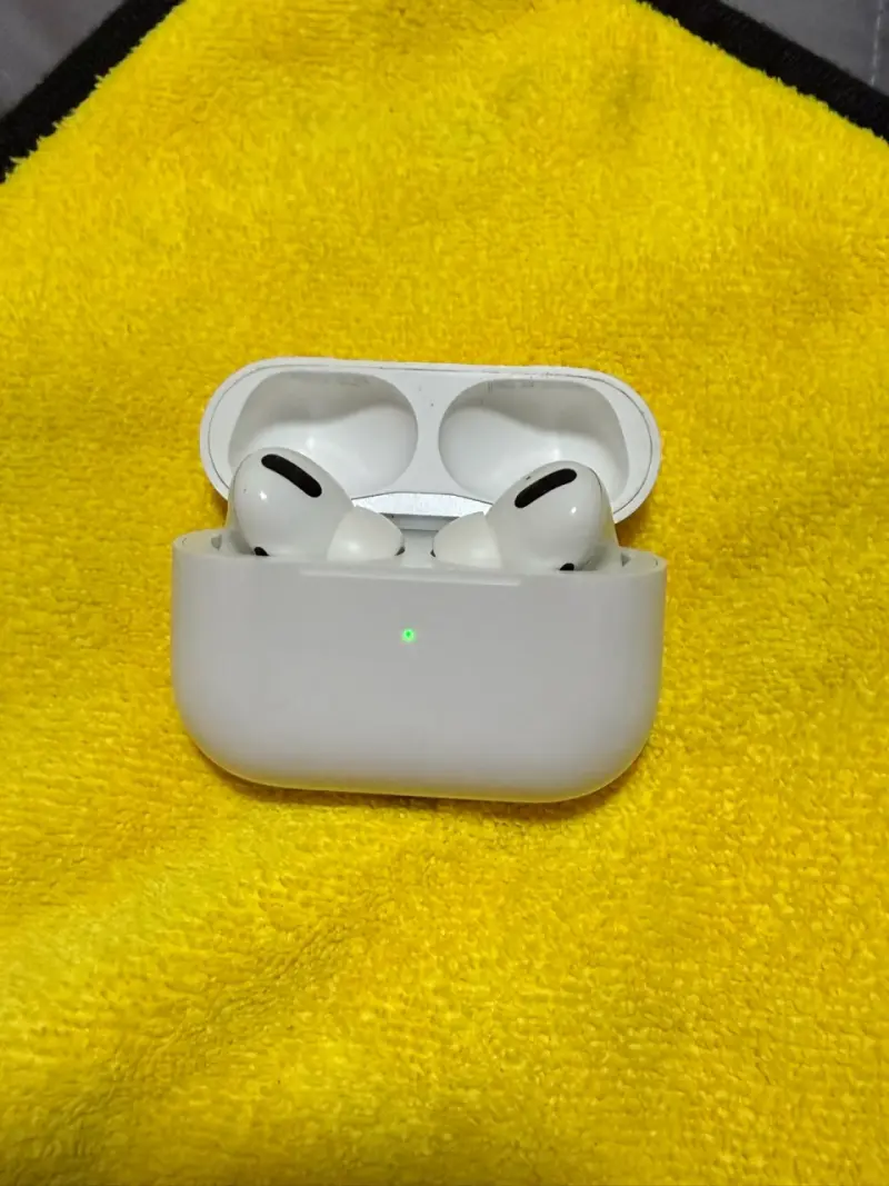 Apple AirPods Pro ORIGINAL con estuche de carga