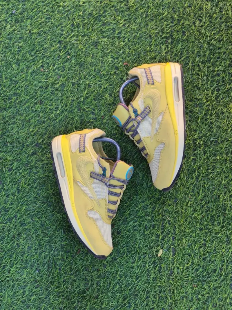 Air Max 1 x Travis Scott