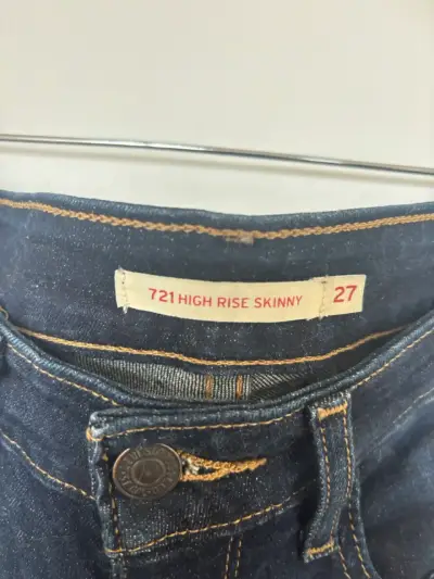 Jeans ajustados Levi's azul oscuro - miniatura 5