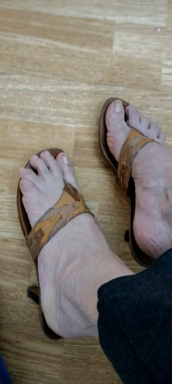 Sandalias de cuero marrón para mujer - 2