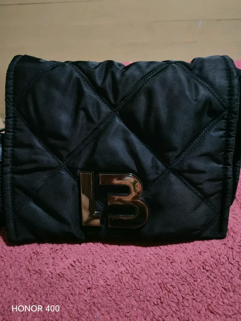 Bolso acolchado negro Bimba y Lola - 1