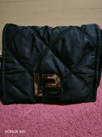 Bolso acolchado negro Bimba y Lola - miniatura 1