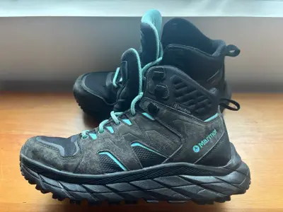 Botas senderismo Marmot negras con detalles turq - miniatura 4