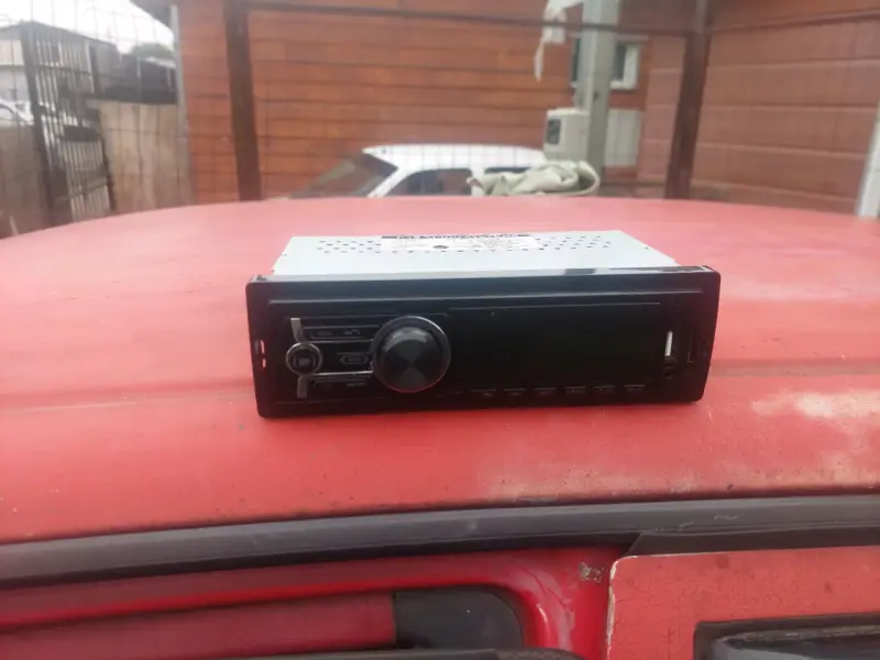 Se vende radio a Bluetooth - 5