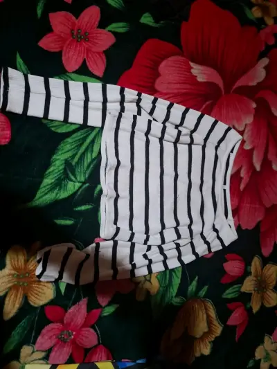 Chaqueta de lana negra para invierno - miniatura 6