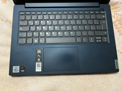 Laptop Lenovo Intel Core i5 8GB RAM - miniatura 3