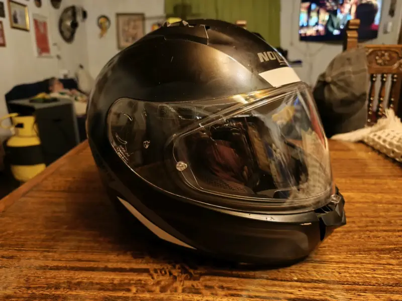 Casco de moto Nolan negro con visor - 4