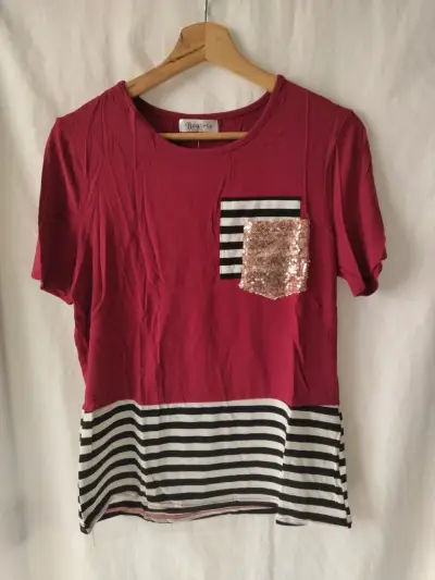 Polera  con bolsillo de lentejuelas - miniatura 2