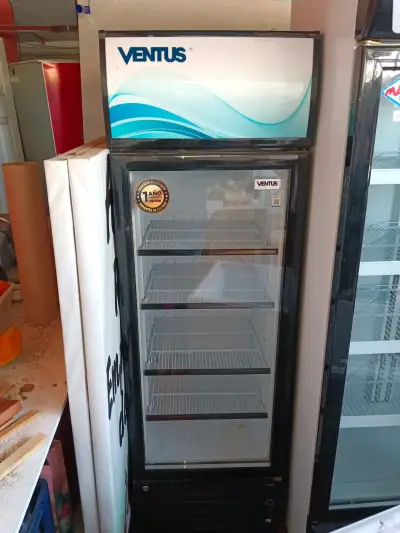 Refrigerador exhibidor doble puerta Maigas - miniatura 2