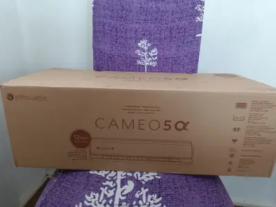 Plotter de Corte Silhouette Cameo 5 Alfa Negra con Accesorios - miniatura 6