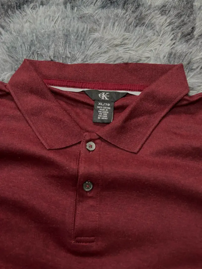 Polera polo burdeos Calvin Klein para hombre - 2