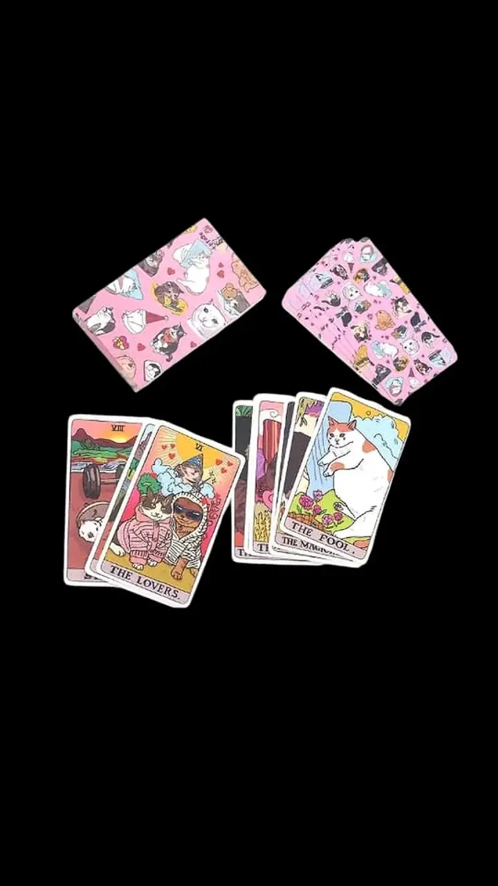 Baraja de Tarot con Diseño de Gatos