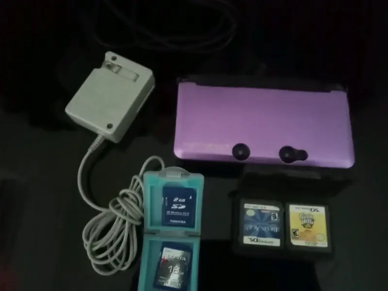 Consola Nintendo 3DS desbloqueada y accesorios - 2