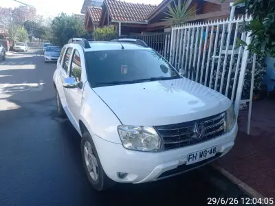 Renault Duster 2.0 - miniatura 4