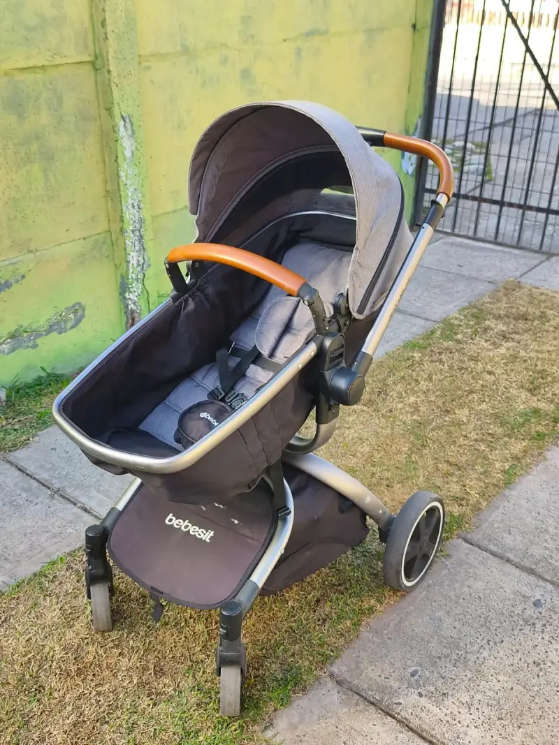 Coche de bebé Bebesit con silla y base - 2