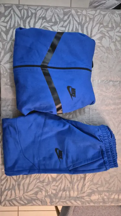 Conjunto deportivo azul Nike para hombre - miniatura 1
