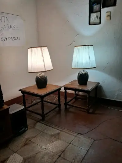 Juego de mesas de madera con lámparas decorativas - miniatura 3
