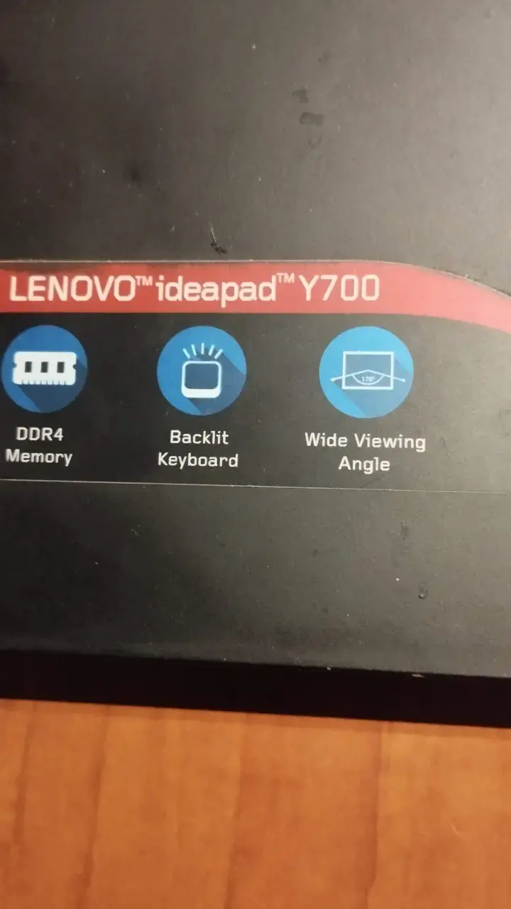 Laptop Lenovo Ideapad Y700 con teclado retroiluminado - 3