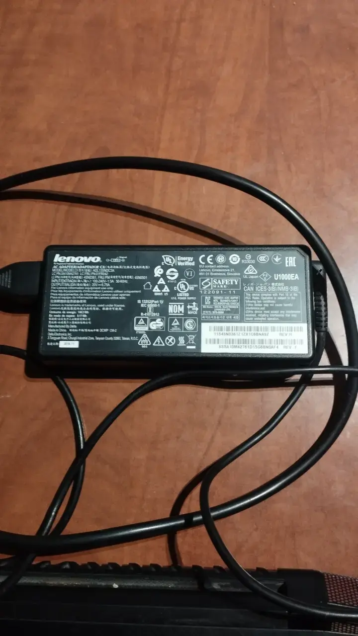 Laptop Lenovo Ideapad Y700 con teclado retroiluminado - 5